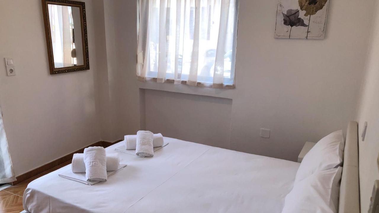 Artemis And Fillo Apartment Лутра Едипсу Екстериор снимка